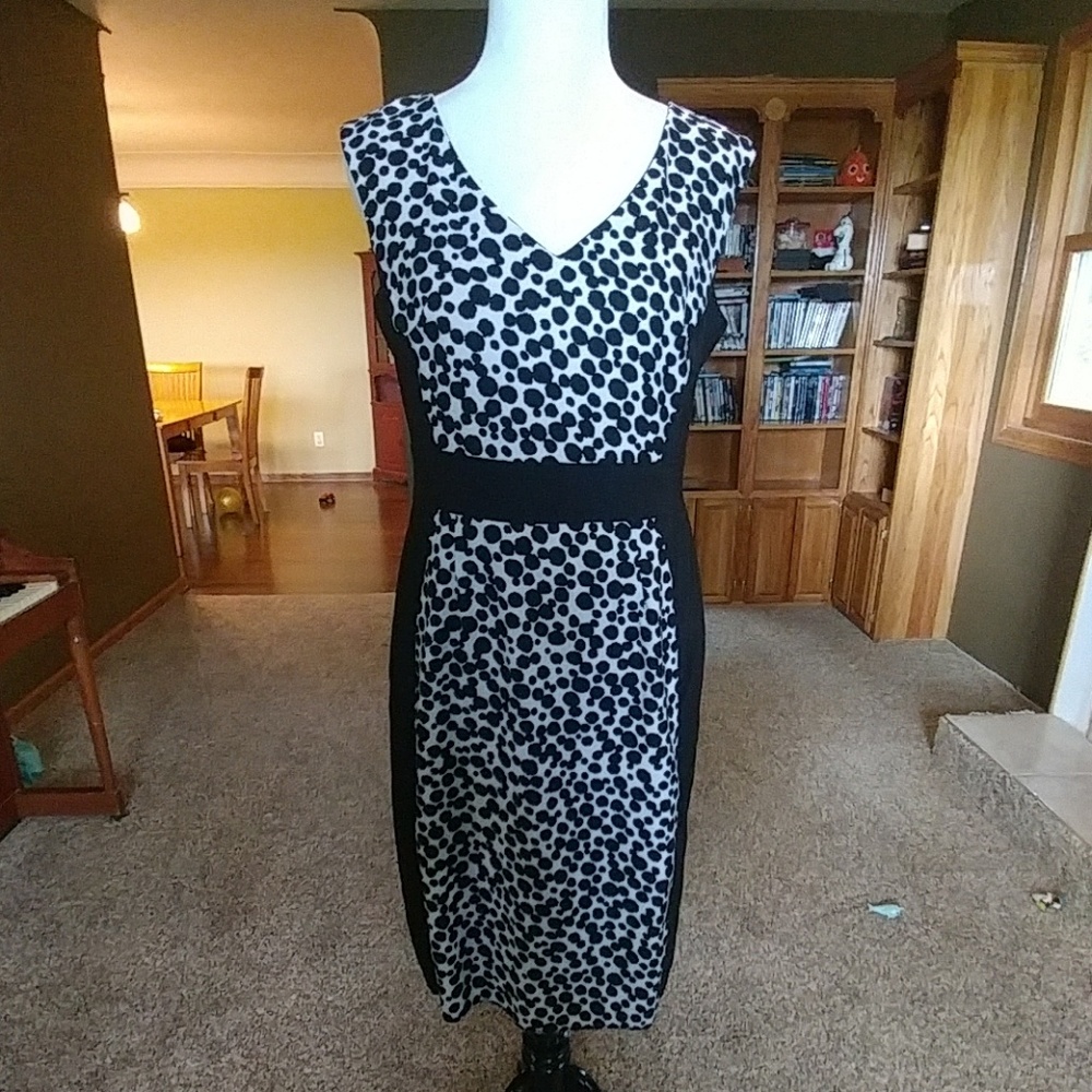 London Times fitted dress, black & white size 12